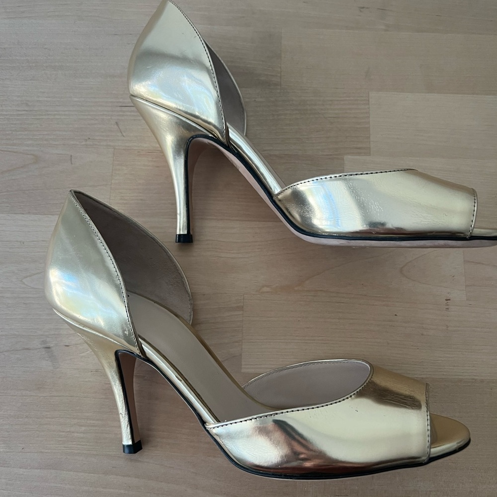 DOLCE & GABBANA Gold Leather Peep Toe Heels Sz 36